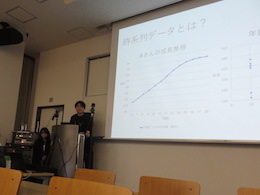 �������\��