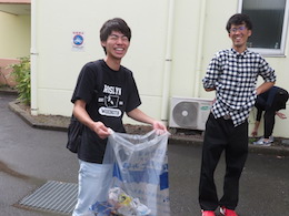 ゴミ拾い
